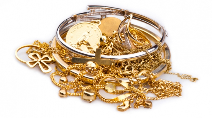 Before Selling Understand the Jewelry Pricing and Value