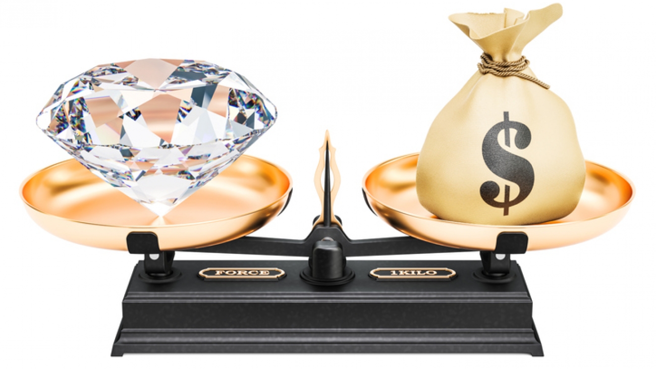 How To Sell Diamond Earrings : Quick Read