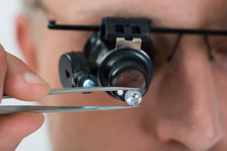How To Tell If A Diamond Is Real