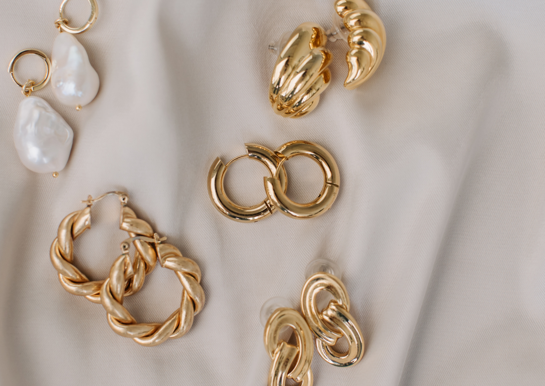 gold earrings